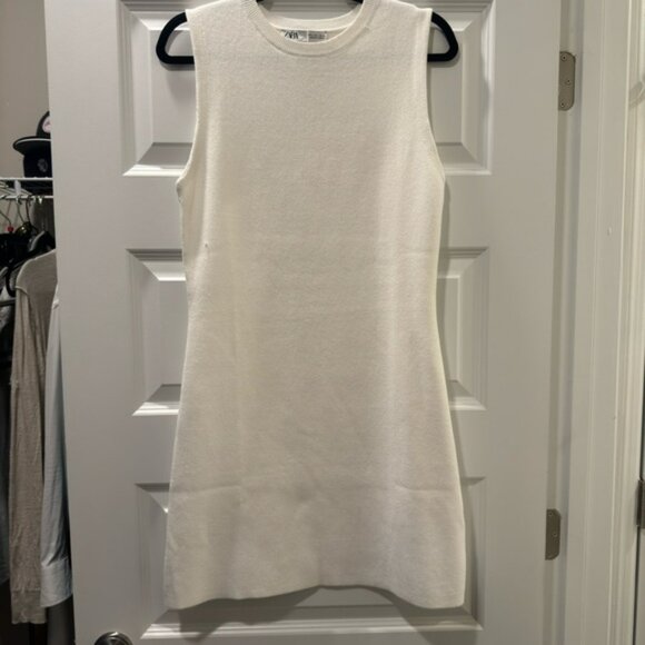 Zara Cream Sleeveless Sheath Dress Mini Crew Neck - Picture 1 of 1